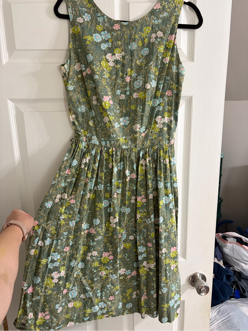 ✨ Authentic Vintage Nelly Don “Don-about” Floral Dress ✨ - Picture 2 of 9